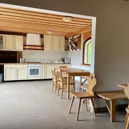 Wooden 3*