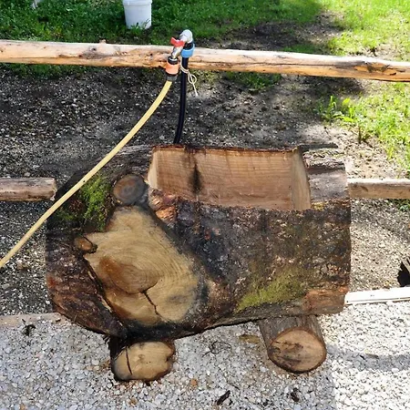 Wooden Gostinjska kuća Kamna Gorica