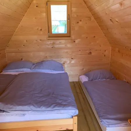 Wooden 3*