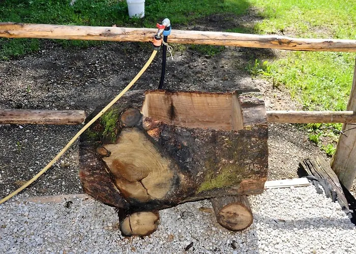 Wooden Πανσιόν Kamna Gorica