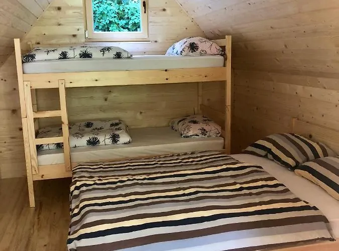 Wooden Πανσιόν 3*